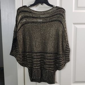 Black and metallic gold short sleeve batwing tunic top